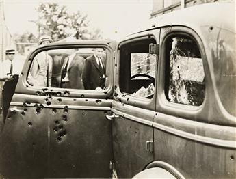 (AMERICAN CRIME) A suite of 10 photographs detailing the infamous life and death of Bonnie and Clyde. Circa 1932-34 & 1934.